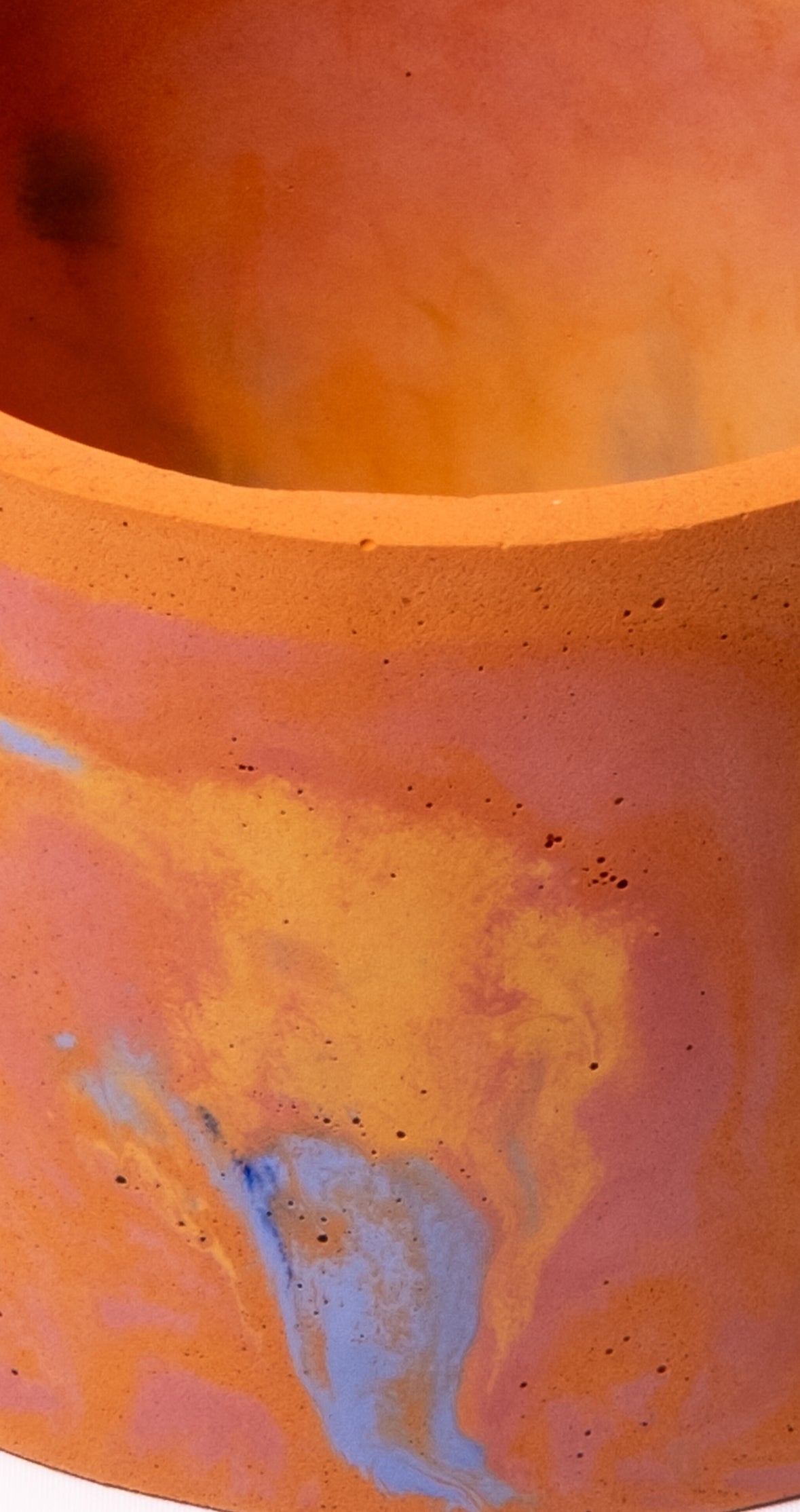 Pot Nuances de orange,jaune, rouge et bleu - BERGAME